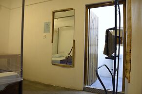 Eagle Resort Arugambay