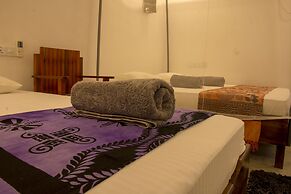 Eagle Resort Arugambay