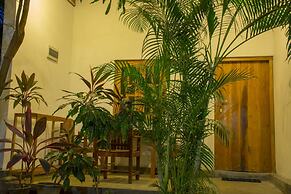 Eagle Resort Arugambay