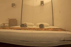 Eagle Resort Arugambay