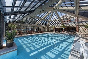 White Pines 1-BD Penthouse at Westgate - Tycoon