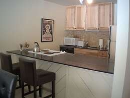 White Pines Three Kings Townhome 1-Bedroom Loft - -Walk to Lifts