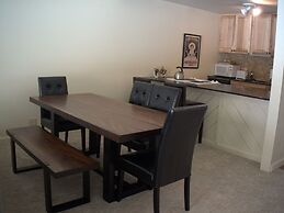 White Pines Three Kings Townhome 1-Bedroom Loft - -Walk to Lifts