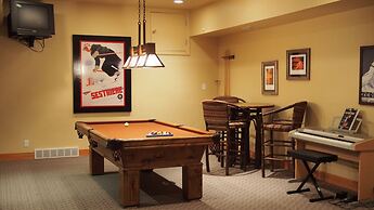 White Pines 5-Bedroom 5-Bath Luxury Home in Solamere Lower Deer Valley