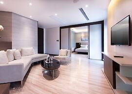 The Marison Hotel