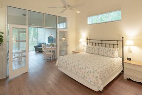 Sun Retreats Dunedin