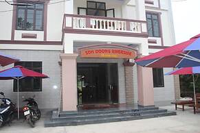 Son Doong Riverside Homestay
