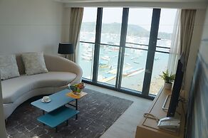 The Pier Hotel