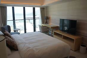 The Pier Hotel