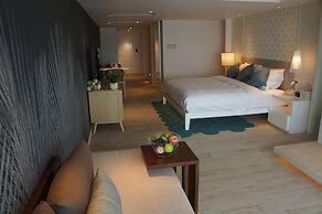 The Pier Hotel