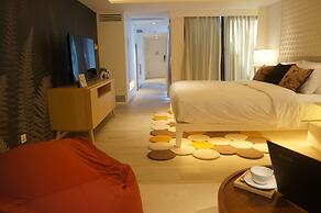 The Pier Hotel