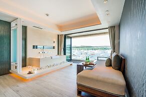 The Pier Hotel