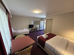 Ringwood Lake Inn