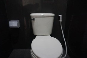 Wetsawat Place Hotel