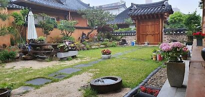 Hanok Hyeyum