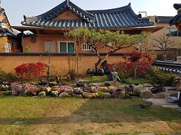 Hanok Hyeyum