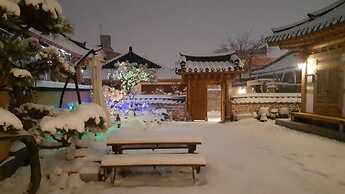 Hanok Hyeyum