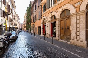 Monti Colosseum Apartment-Urbana