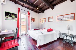 Romantic House in Trastevere