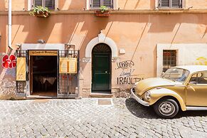 Romantic House in Trastevere