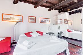 Romantic House in Trastevere
