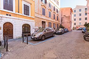 Trastevere Suite-Mattonato