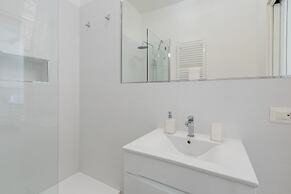Trastevere White Apartment