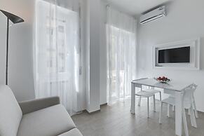 Trastevere White Apartment