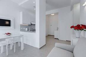 Trastevere White Apartment