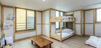 Kirin Guesthouse - Hostel