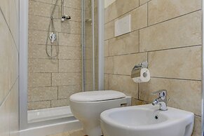 APPARTAMENTO SANTI QUATTRO 1 e 2 - COLOSSEO