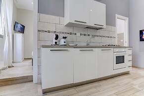 APPARTAMENTO SANTI QUATTRO 1 e 2 - COLOSSEO