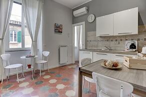 APPARTAMENTO SANTI QUATTRO 1 e 2 - COLOSSEO