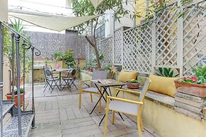 Colosseo Secret Garden - Home and More