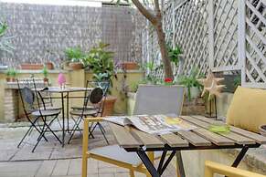 Colosseo Secret Garden - Home and More