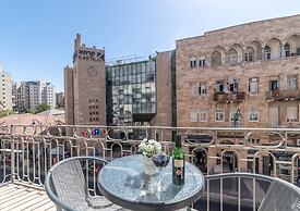 Paamonim Studios - Adults only