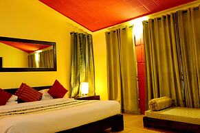 Kadkani Riverside Resort