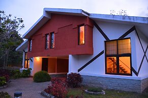 Kadkani Riverside Resort