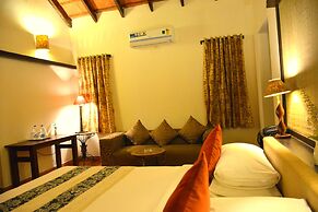 Kadkani Riverside Resort