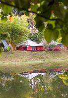 Kadkani Riverside Resort