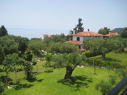 Petradaki Apartments