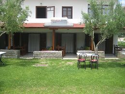 Petradaki Apartments