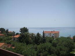 Petradaki Apartments