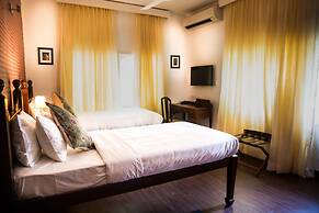 Ikhaya Artisanal Boutique House