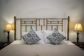 Ikhaya Artisanal Boutique House