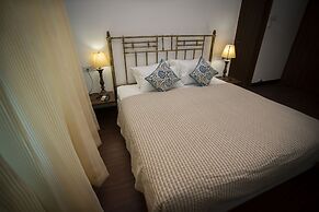 Ikhaya Artisanal Boutique House