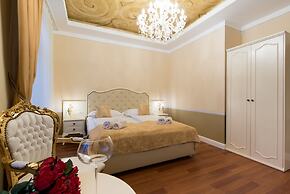 Central Square Heritage Hotel