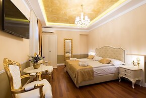 Central Square Heritage Hotel