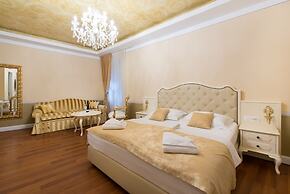 Central Square Heritage Hotel