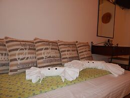 Tinos Suites & Apartments